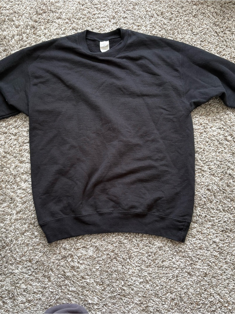 Hanes Black Men's Crewneck Sweatshirt